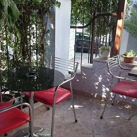 Hostel Veranda *