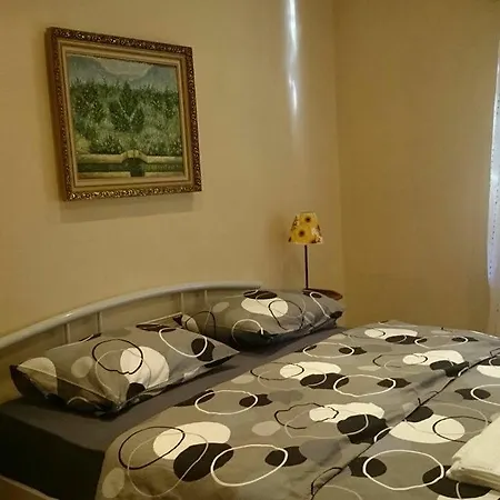 Veranda * Tirana