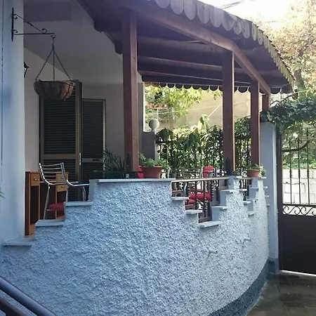 Hostel Veranda Tirana